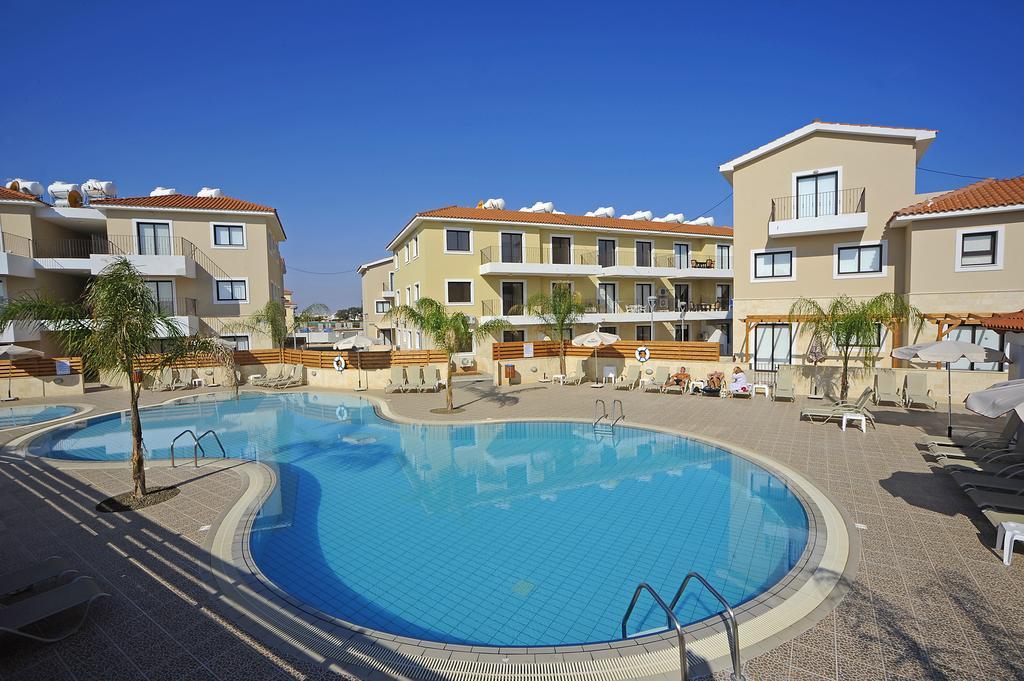 פאראלימני Kyklades Resort & Spa מראה חיצוני תמונה